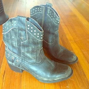 Guess Cowboy Boots Size 6.5